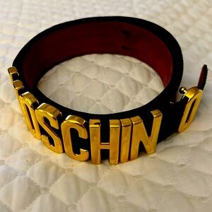 Moschino belt black and good sz44